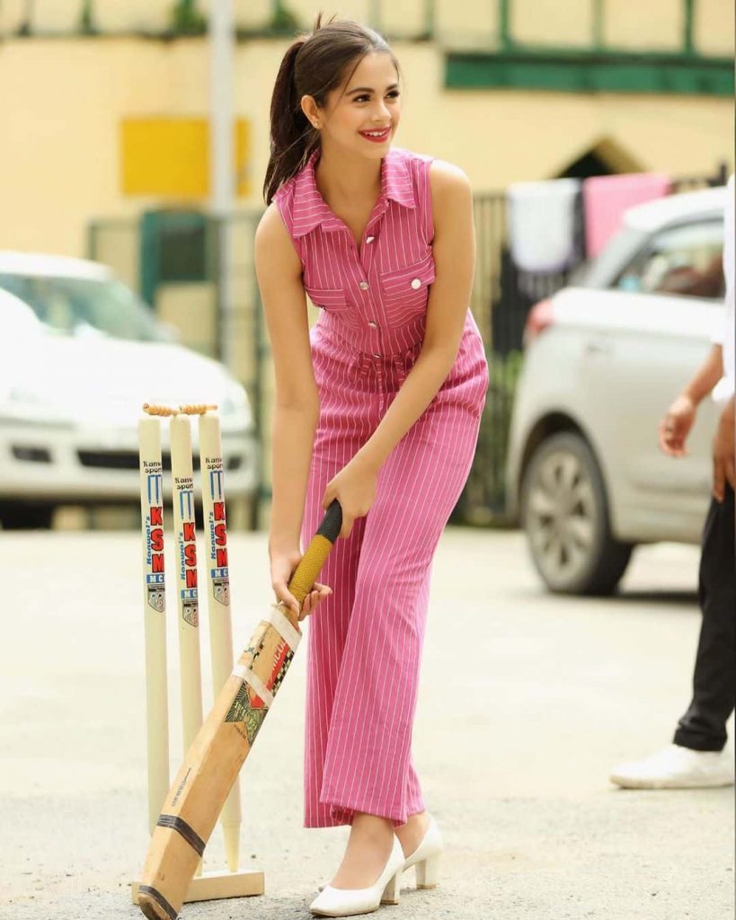 Ritika Badiani Playing Cricket