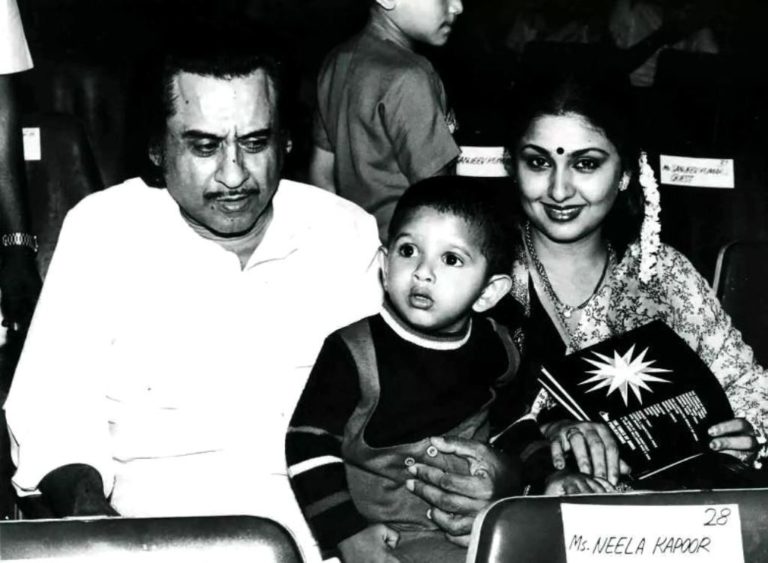 Leena-Chandavarkar-With-Kishore-Kumar-And-Their-Son-Sumeet
