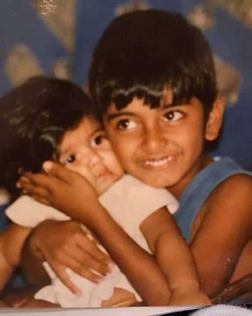 Atharvaa-Murali-childhood-pic-with-his-brother